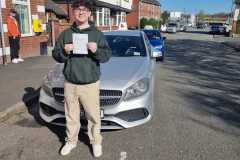 Huge congratulations to Ryan for passing his Driving test this morning with only 5 minors, great drive mate really happy for you. All the best for future, stay safe and enjoy your new found freedom 🚘 #stokedrivingschool #drivinglessons #drivingtest